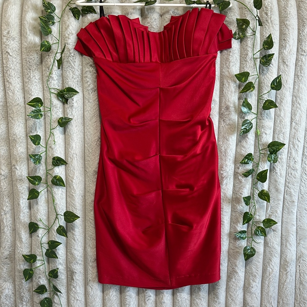 Mystic Strapless Red Dress